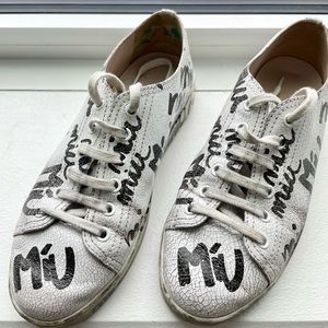 Miu Miu Logo-print cracked-leather sneakers